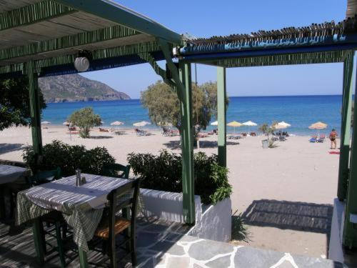 Aparthotel Bay Watch Karpathos Esterno foto