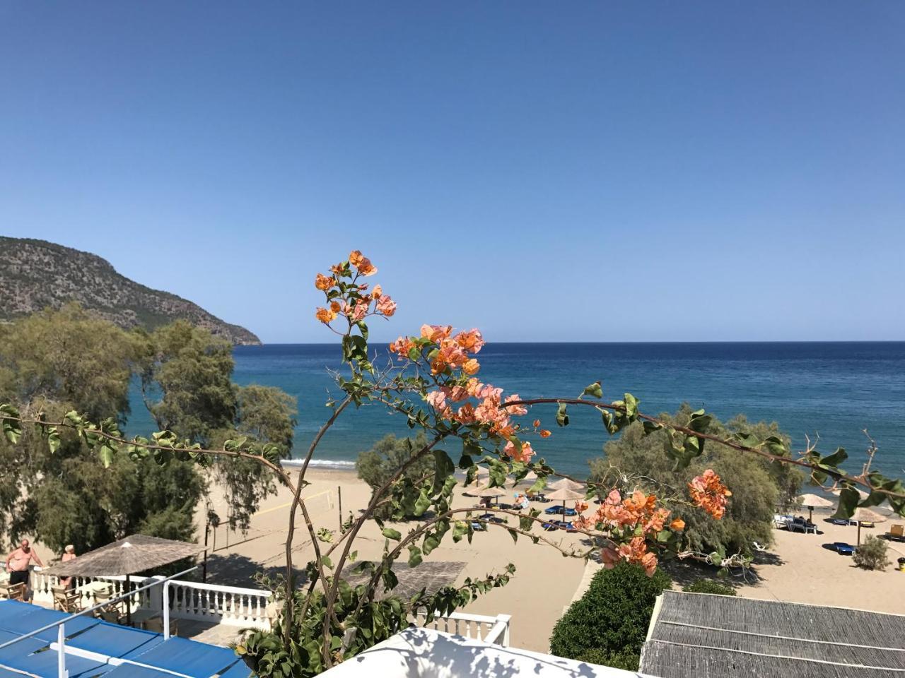 Aparthotel Bay Watch Karpathos Esterno foto